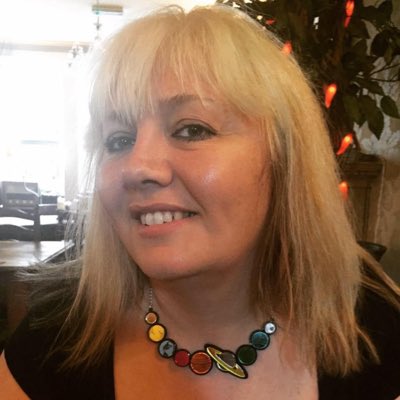 #NewProfilePic #FringeBenefits #BlondesHaveMoreFun #Smiles #PlanetNecklace