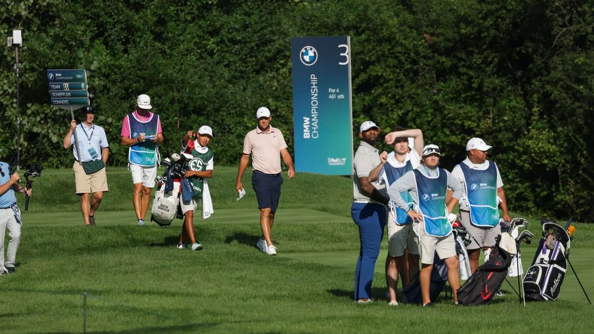 WGAESF's tweet photo. Have a day at the 2023 BMW Championship, Evans Scholars! https://t.co/Yf2Ru2hnAe