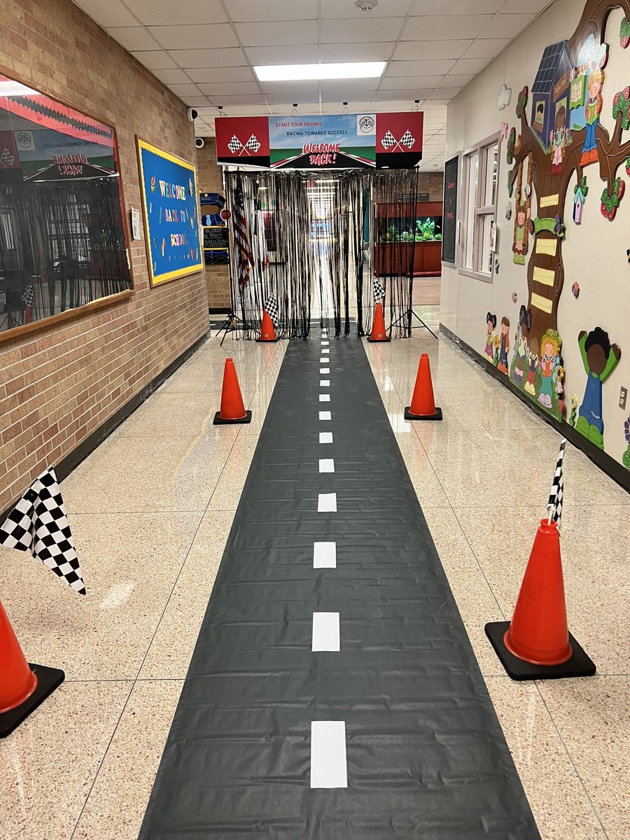 Amazing day! Convocation 2023!  Meet the amazing drivers for this new journey! 🏁🚗🏆#RacingTowardsSuccess ❤️🖤@HisdSouth