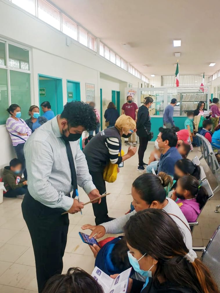 DianaStephanyLG's tweet photo. ¡Excelente #miércoles! Tu Defensoría Municipal de #DerechosHumanos impartió pláticas en la Unidad Médica Familiar #UMF La Higuera, el Centro de Salud de Las Colonias y el Consultorio Periférico Hogares de Atizapán donde les dimos a conocer sus #derechos  a las y los #atizapenses https://t.co/kb4eUerzMm