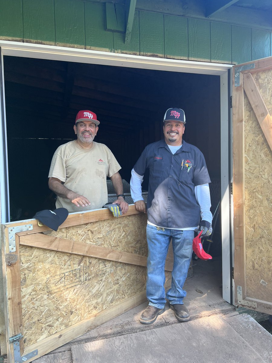 Mt Hood Saints Baseball (@mthoodbaseball) on Twitter photo Blessed to have 2 of the best Facilities Maintenance people in the business <a href="/MtHoodCommunity/">Mt. Hood CC</a> We have a massive campus and they can fix anything. Today in the 100 degree heat repaired our baseball shed doors. #specialpeople
#specialplace Blessed to have 2 of the best Facilities Maintenance people in the business <a href="/MtHoodCommunity/">Mt. Hood CC</a> We have a massive campus and they can fix anything. Today in the 100 degree heat repaired our baseball shed doors. #specialpeople
#specialplace