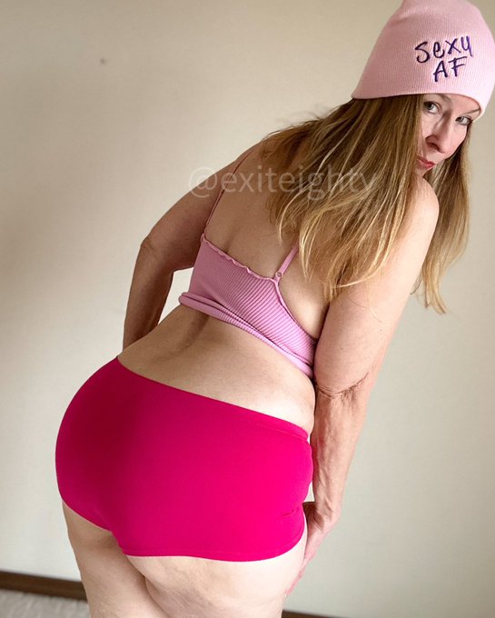 Happy Hump Day!   #HumpDay #ass #booty #bigass #sexyaf #THICK #thic #badgranny #grannyslut #gilf #onlyfans<a href="/tag/humpday"class="tags">#HumpDay</a><a href="/tag/ass"class="tags">#ass</a><a href="/tag/booty"class="tags">#booty</a><a href="/tag/bigass"class="tags">#bigass</a><a href="/tag/thick"class="tags"><span>#thick</span></a><a href="/tag/gilf"class="tags"><span>#gilf</span></a><a href="/tag/sexyaf"class="tags"><span>#sexyaf</span></a><a href="/tag/onlyfans"class="tags"><span>#onlyfans</span></a><a href="/tag/thic"class="tags"><span>#thic</span></a><a href="/tag/badgranny"class="tags"><span>#badgranny</span></a>