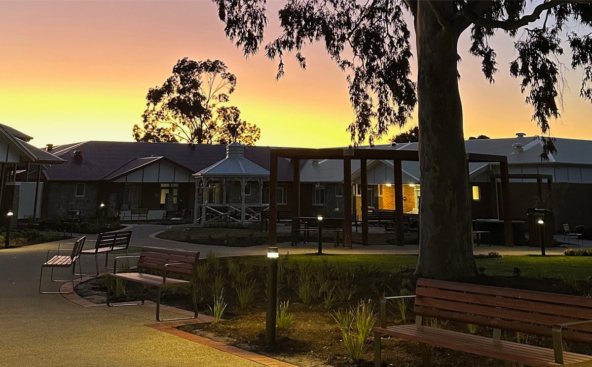 HammondCare's tweet photo. "It’s like all the families of people living with dementia got together, wrote a wish list, and gave it to professionals who could do something about it."

Overheard at yesterday's opening event for HammondCare Daw Park in South Australia.

Learn more: https://t.co/H0AOFHikni https://t.co/nxu8TdO8Qu
