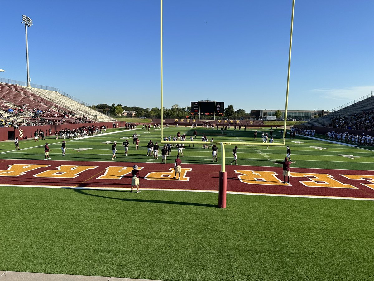 SC_BulldogFB's tweet photo. Sub-Varsity Scrimmage at Deer Park. We love when our Defense makes those BIG stops! #ALLIN and putting in the grind everyday. #WEARESUMMERCREEK https://t.co/oKoDKwiJdd