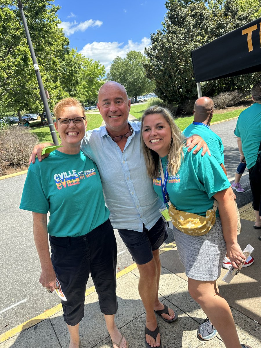 “If you want to go fast, go alone, if you want to go far, go together”. I’m eternally grateful to be surrounded by such amazing people at <a href="/CvilleSchools/">Charlottesville City Schools</a>! PL Palooza was energizing! #BetterTogetherCCS