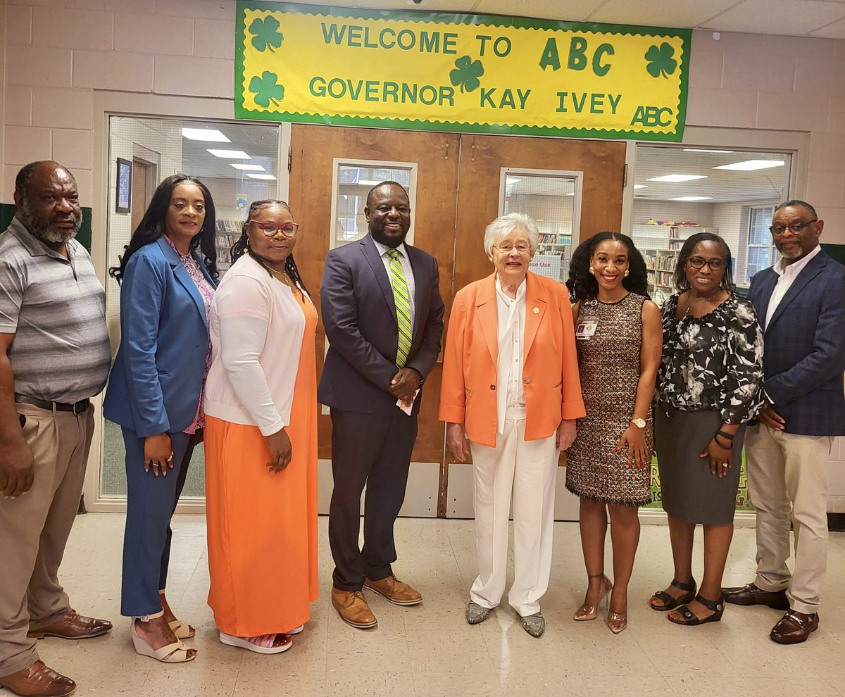 slpsimmons's tweet photo. Look who came to visit two of our Wilcox County Schools, Governor Ivey.  She launched the Governor’s Turnaround Schools Initiative in the Fall of 2022, and J.E. Hobbs and ABC Elementary are two of the 15 schools chosen from across the state to participate in this program. https://t.co/PpRnKSZMPR