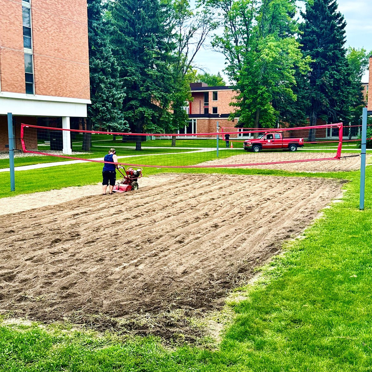 LivingAtMSUM's tweet photo. Thank you @MSUMPhysical for prepping the Sand VB Courts…they look great and ready for everyone to arrive tomorrow! #DragonsLiveHere https://t.co/UzxnxrGfzD
