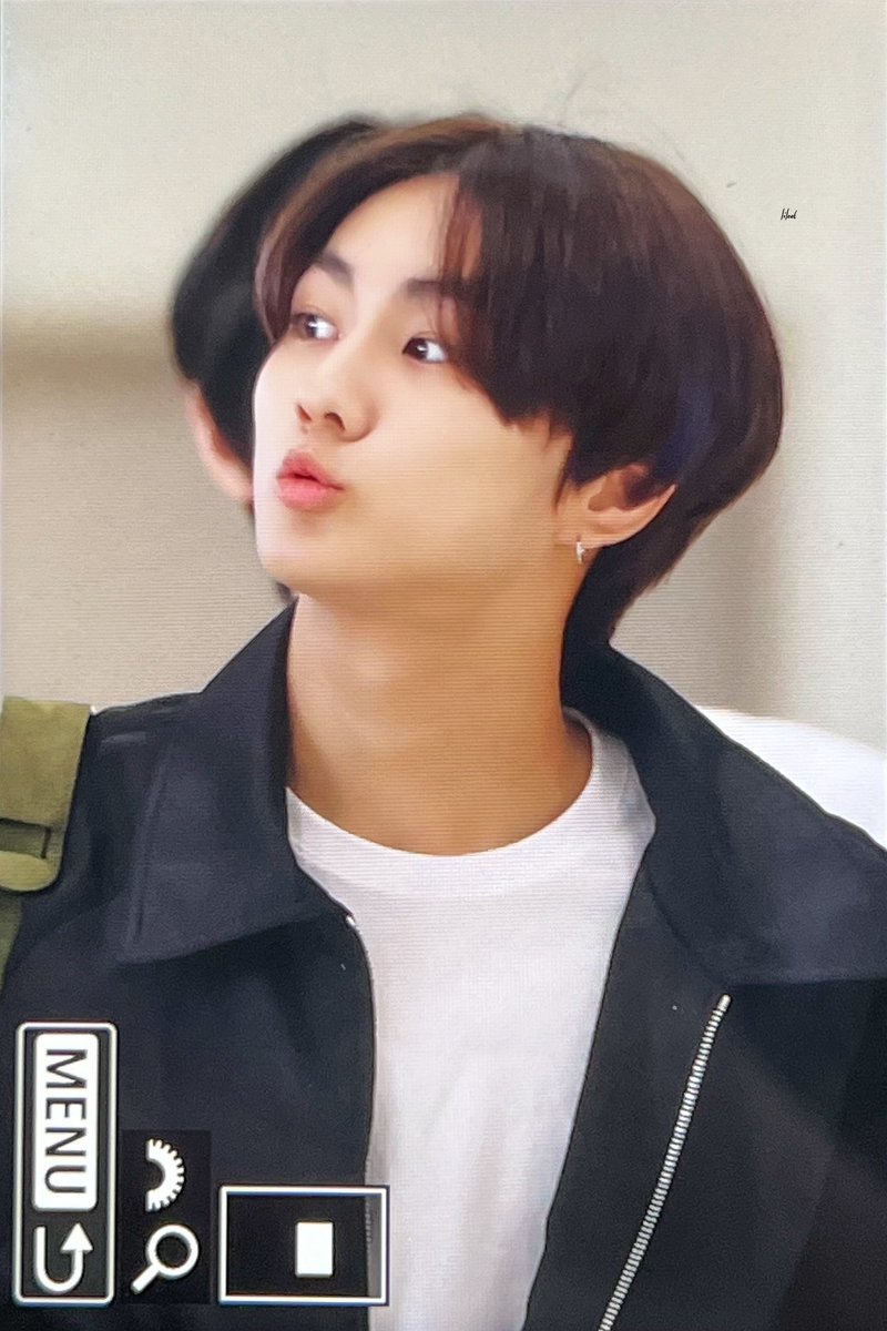 lilcat_jw's tweet photo. 😗
230817 GMP 출국
#엔하이픈 #ENHYPEN #정원 #JUNGWON #ジョンウォン https://t.co/53iI8pqQVd