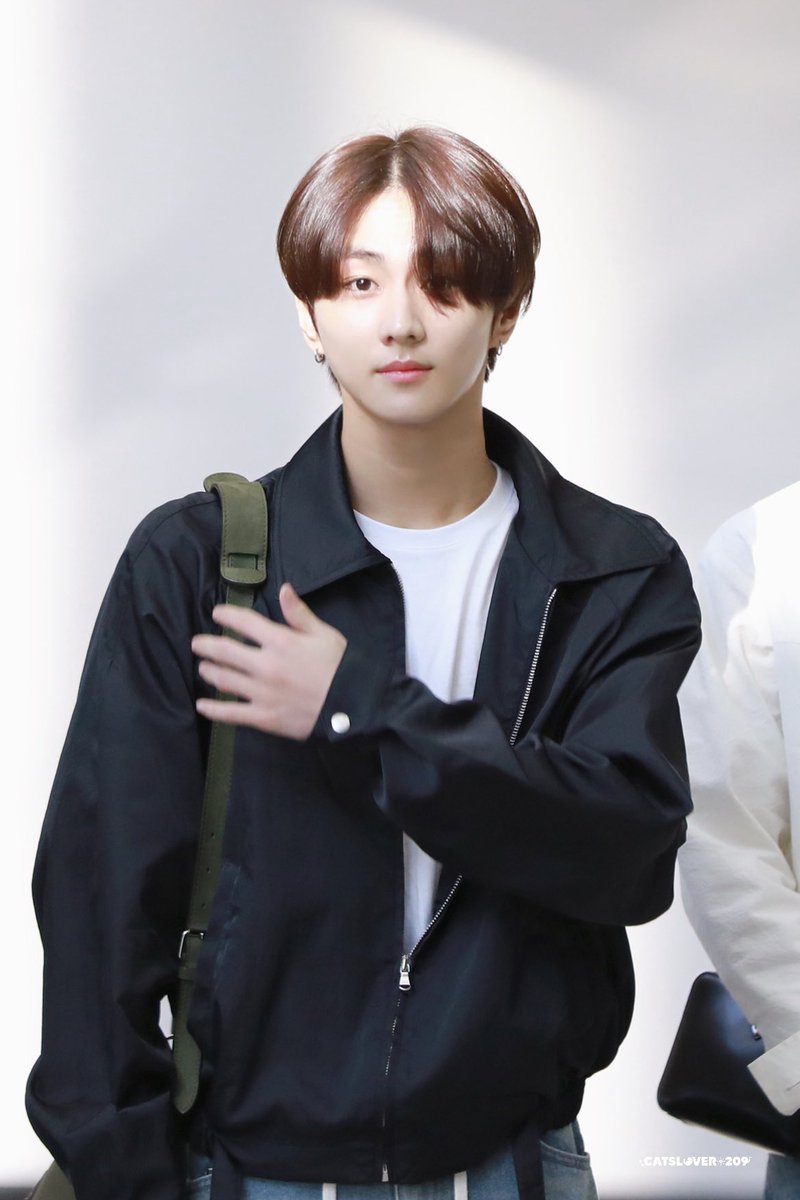 catslover0209's tweet image. 230817 🌥️
-
#ENHYPEN_JUNGWON  #엔하이픈 #정원