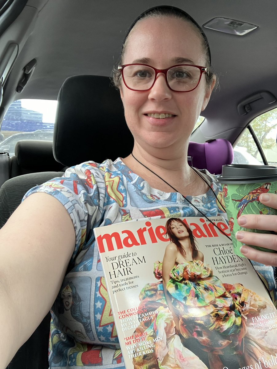 This morning I had a reminder ping at me to “Buy Marie Claire” which I don’t think has ever happened before. 

(I may not have done lots of the other pings, but I did that one.)

Congrats <a href="/chloeshayden/">🌻 c h l o é h a y d e n 🌻</a> <a href="/marieclaireau/">marie claire Australia</a>