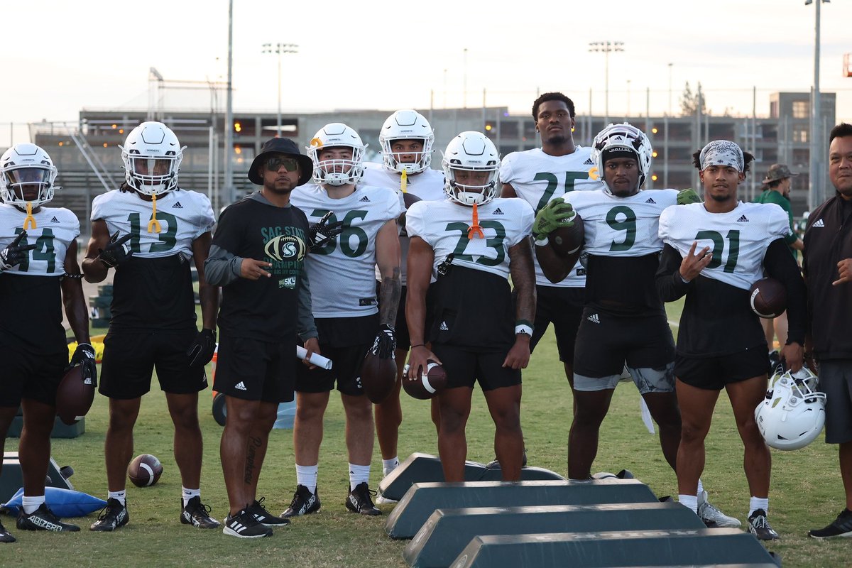 RBs reporting for duty 🫡 #StingersUp #GreenSwarm