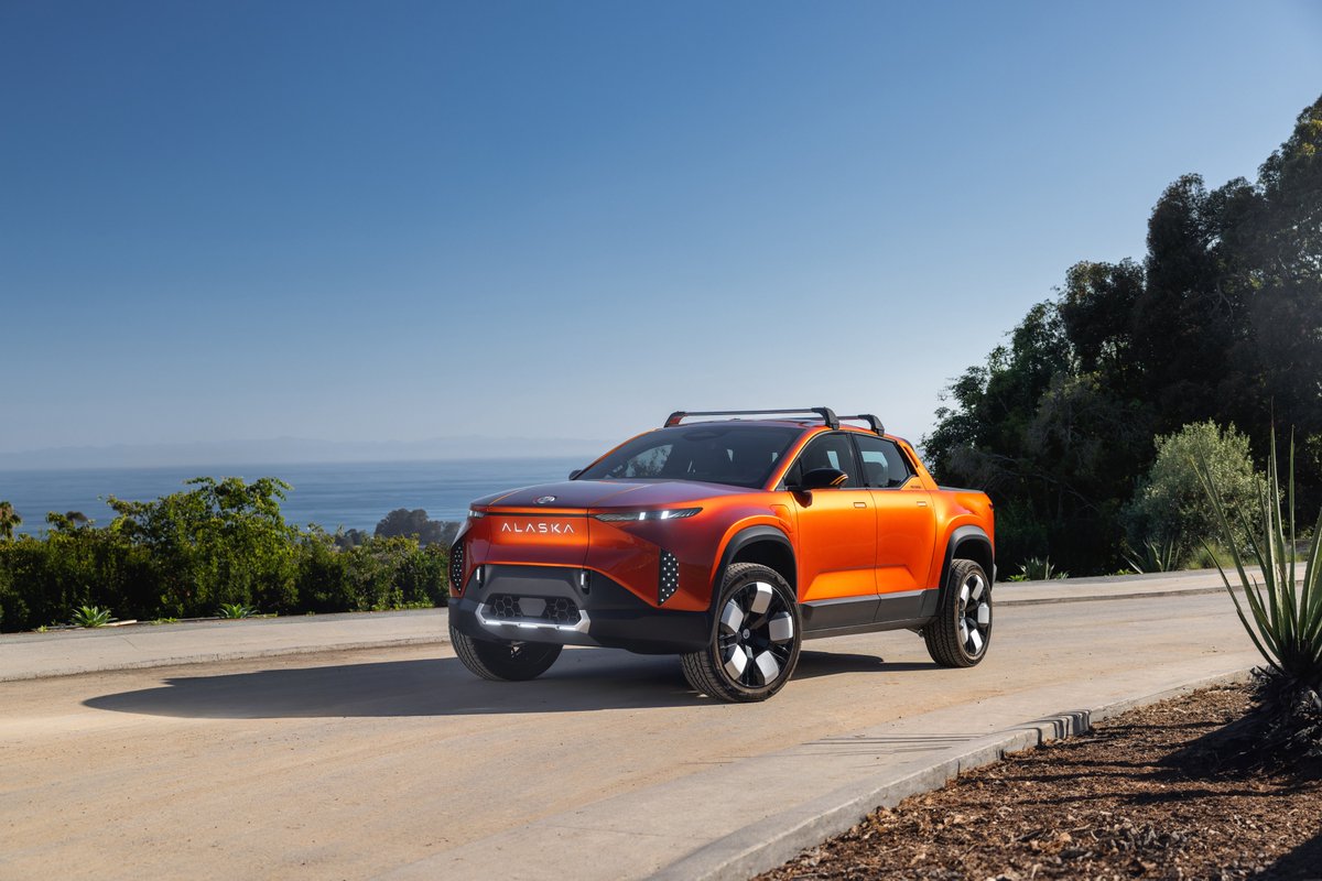 FiskerInc's tweet image. #FiskerNews: The #FiskerAlaska will be manufactured in the US and will be offered with two battery packs -- 75 kWh and 113 kWh -- that will offer range of 230-340 miles respectively; the 0-60mph time will range from 3.9 to 7.2 seconds* ⚡🛻 Read more here: bit.ly/FiskerALASKA