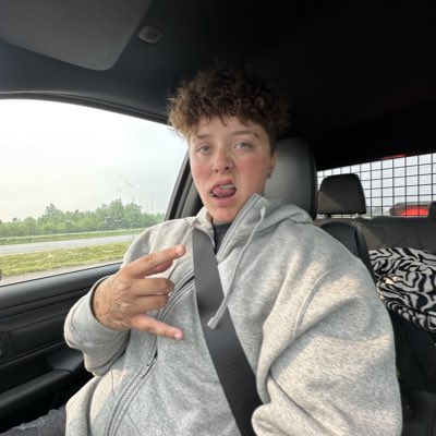 scooter_malone's tweet photo. #NewProfilePic #lgbt https://t.co/4A4WmIzFrg