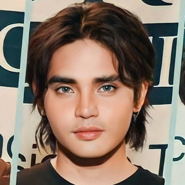 Pablo of SB19, handsome and beautiful at the same time, look at those eyes, so beautiful, he looks good with his new haircut! I like the color too, it suits his looks. Genius and a very talented guy, the brain and soul of SB19, no wonder he's the leader, a humble selfless person