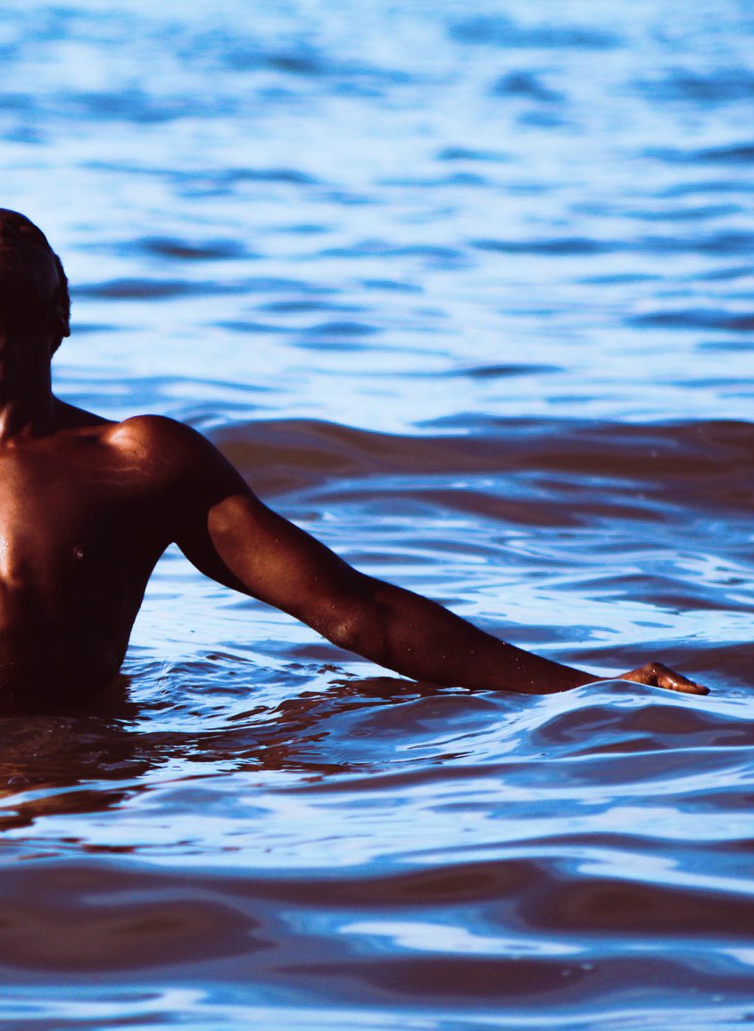 ___digitaldash's tweet image. Peace of mind💙 

Muse: @2daysalpha 
Creative director | phographed | edited : @__digitaldash 
BTS| Model Coach| @zharriay_2 

Heat week day 4 🥂
Catch y’all tomorrow, enjoy the art💙