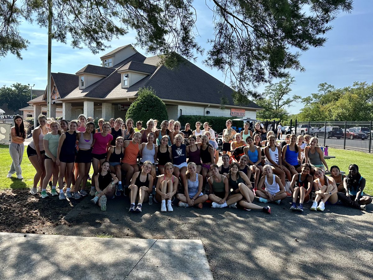 LHS Girls XC tweet media