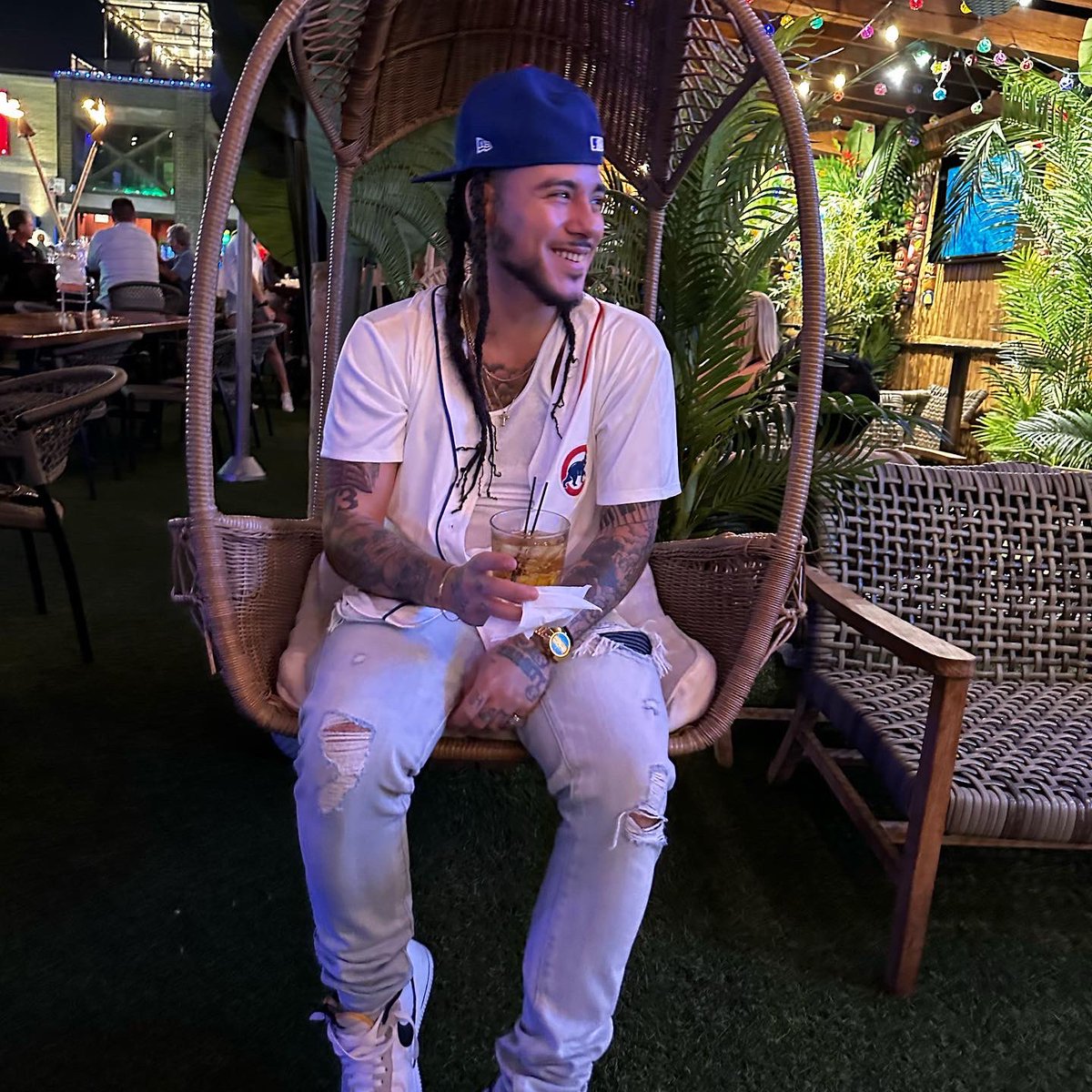 JBTHEPHILOSOPHY's tweet photo. W ⚾️

#Baseball #Chicago #Cubs #Musicproducer #newpost #newmusic #newbeats #rap #rapper #trap #trapmusic  #Beatsforsale #Producer #producerlife #Beats #Producergrind #producers #musicgrind #explorepage #exploremore #explore #goodvibes #artists #lifestyle #Jbthephilosophy https://t.co/WDl2f9pKpW