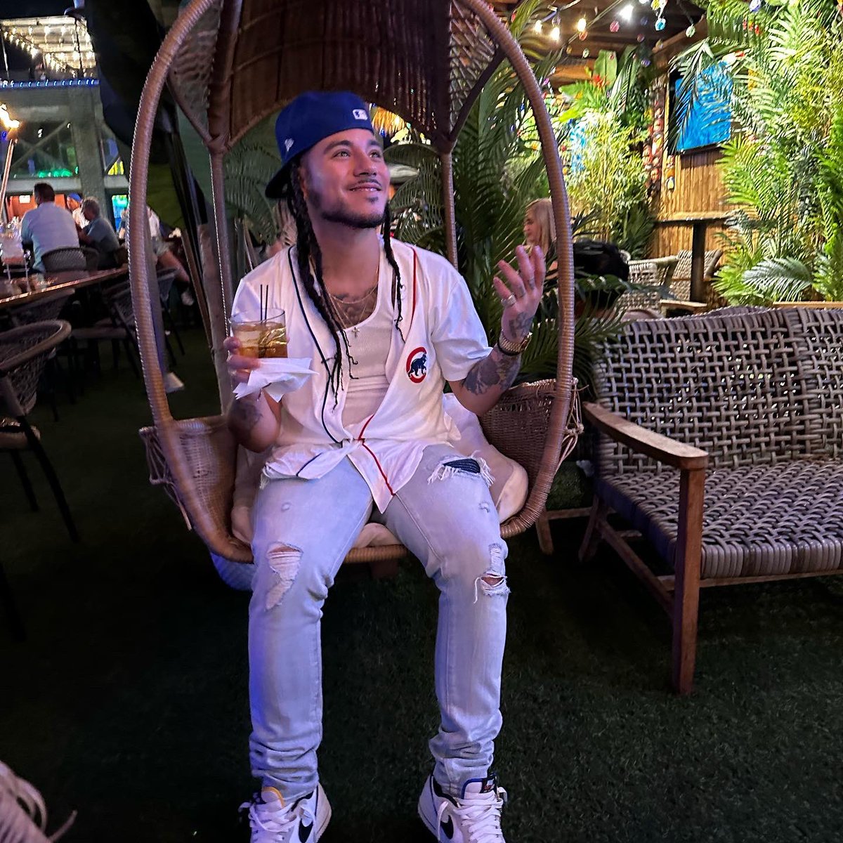 JBTHEPHILOSOPHY's tweet photo. W ⚾️

#Baseball #Chicago #Cubs #Musicproducer #newpost #newmusic #newbeats #rap #rapper #trap #trapmusic  #Beatsforsale #Producer #producerlife #Beats #Producergrind #producers #musicgrind #explorepage #exploremore #explore #goodvibes #artists #lifestyle #Jbthephilosophy https://t.co/WDl2f9pKpW