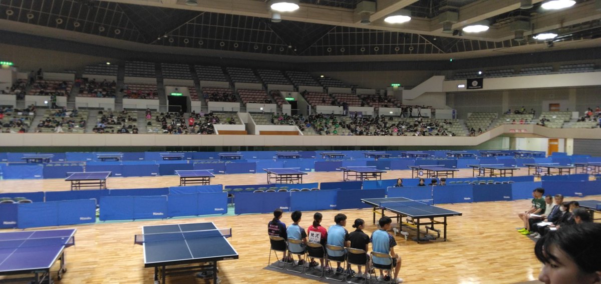 pingpong_tcue's tweet photo. 本日から8月20日まで、北九州市にて第63回全国国公立大学卓球大会が行われます！
本日は団体戦が行われますので、応援よろしくお願いします！ https://t.co/f2sADsqwgJ