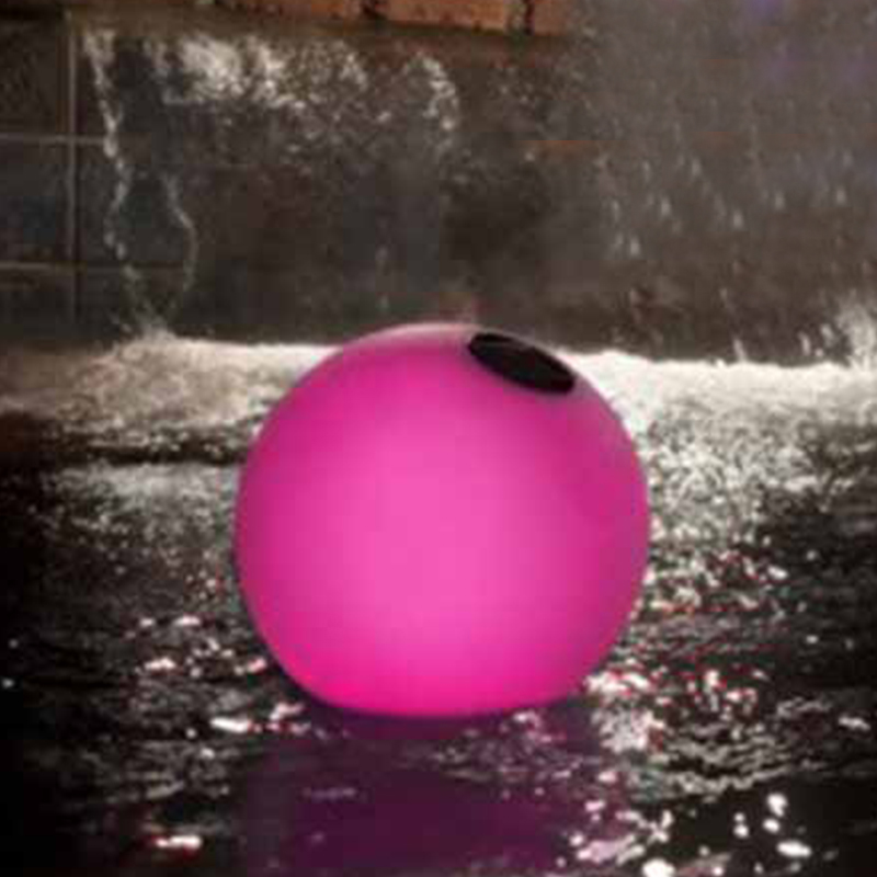 Starmatrixpool's tweet image. STARMATRIX ML01 Solar Global Chlorinator

Use energy from the sun to light up the color changing LED
Light sensor turns unit on at dusk and off at dawn
6pcs 3" chlorine tables can be loaded
Adjustable dispensing rate
Use tablets with 200g

#starmatrix #poolchlorinator