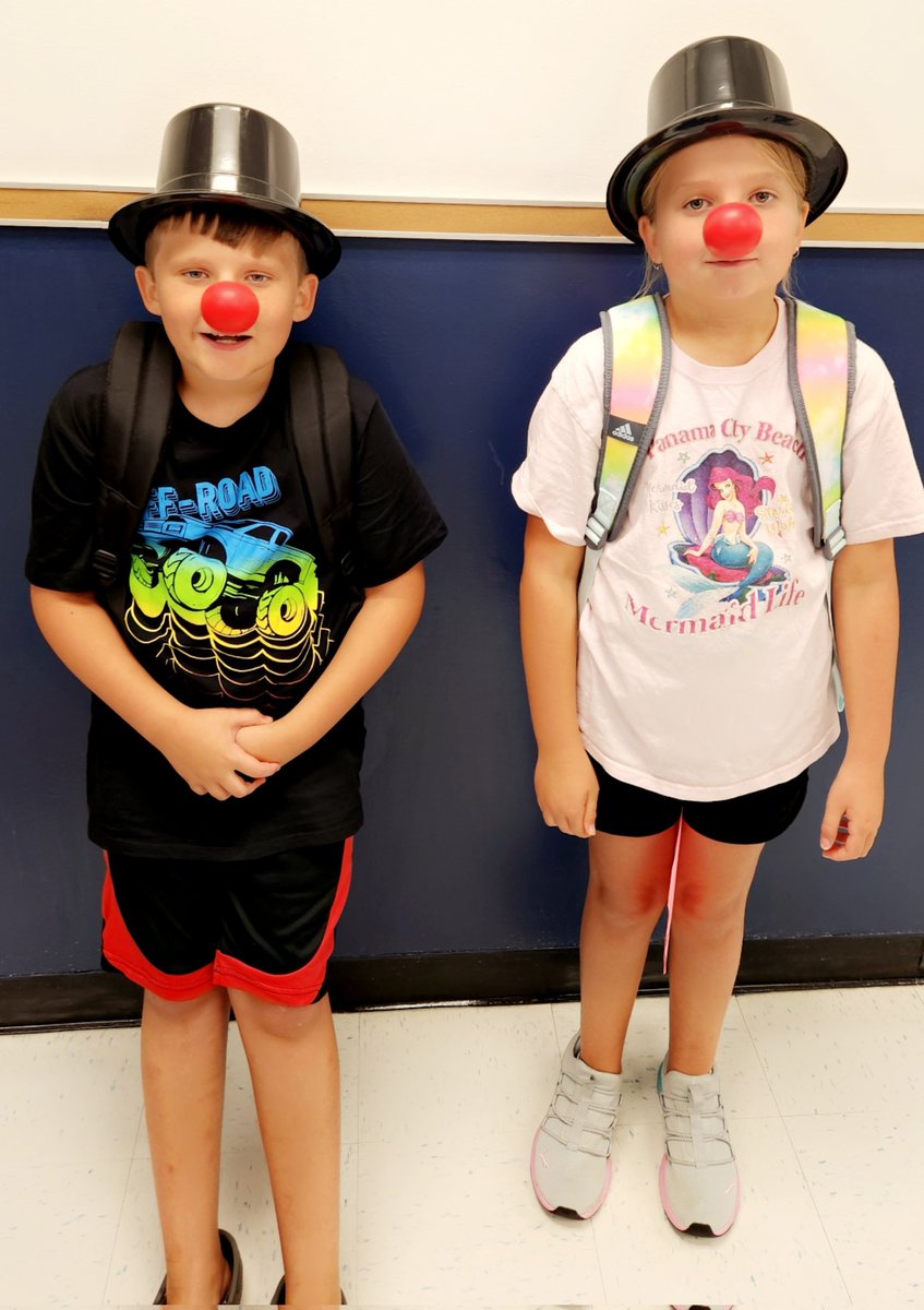 Mrs. Kidwell or Mrs. K tweet media