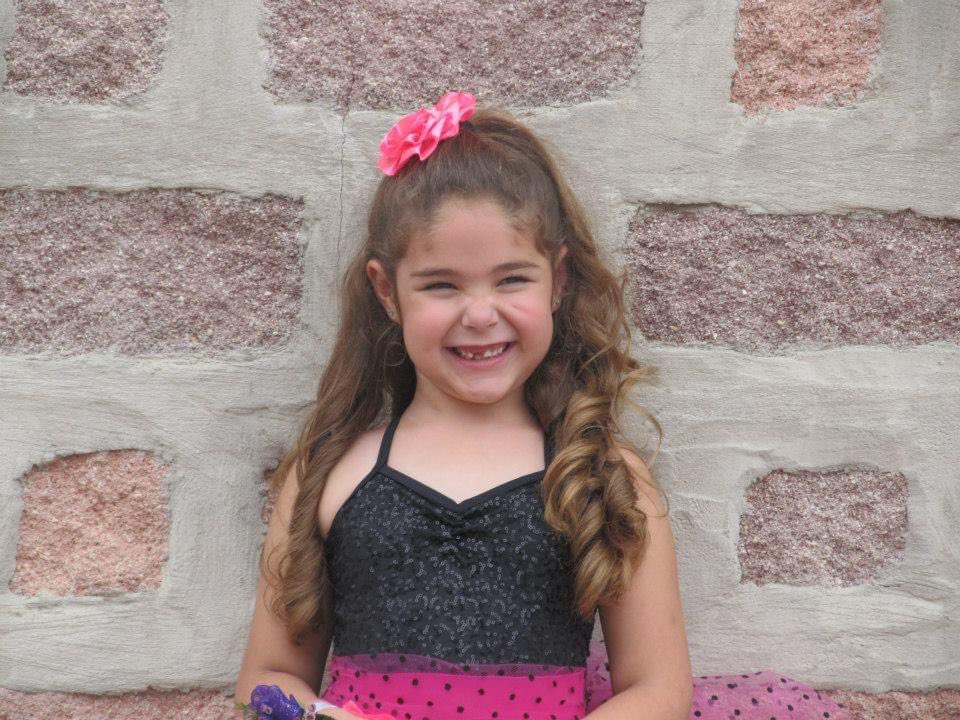 Ravae96's tweet image. Happy birthday week to #ThePrincess!  She is a dream come true - beautiful, bold and brilliant!  ❤️😭#SweetSixteen