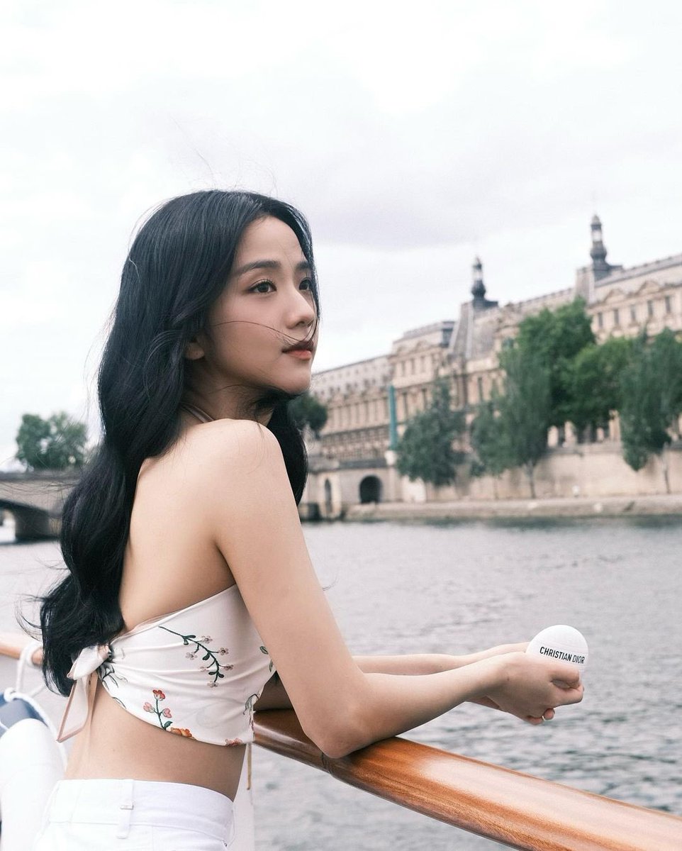 Clarievia's tweet photo. สวยมากกกกก https://t.co/NM8SQOBnQw