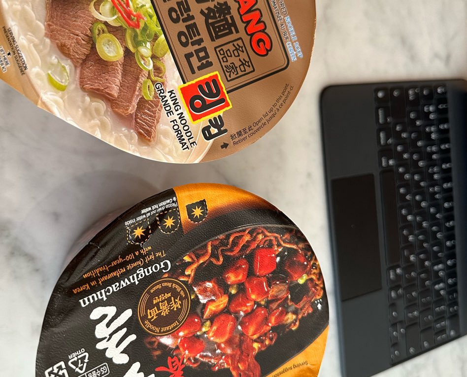 winrina_bbl's tweet photo. ⭐️💭 230817
[8:38am KST/ 4:38pm PDT]

+pic

“Today’s Minjeong!”

+pic

“I ate this and went to sleep yesterday!” https://t.co/NUX6EftcM8