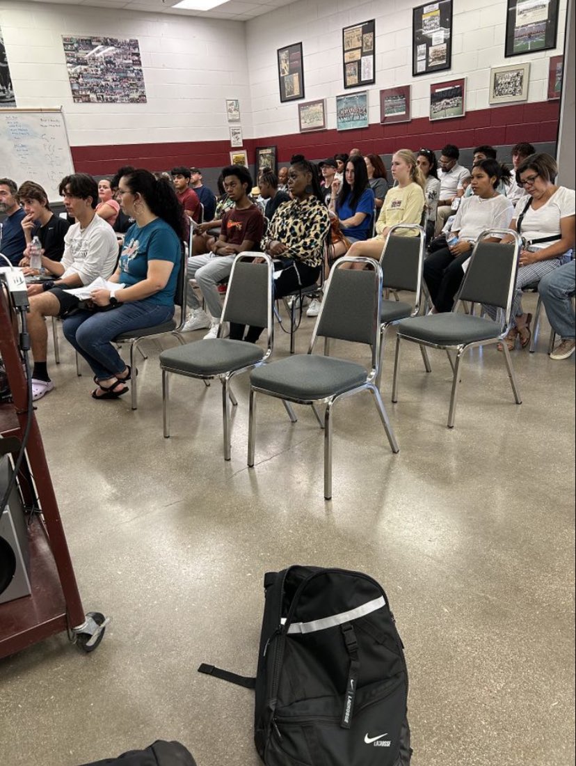 Excited for this 2023/2024 Track&Field season! We had a VERY GREAT TURNOUT at our parent booster meeting tonight! #Farmerpride#