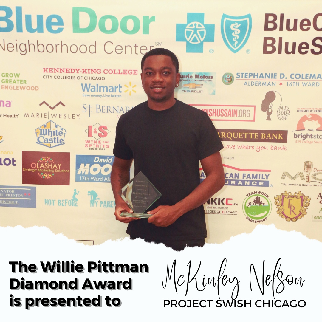 EnglewoodParade's tweet photo. Huge congratulations to the incredible McKinley Nelson, who was honored with The Willie Pittman Diamond Award. 🏆 McKinley transformed adversity into triumph, using his personal journey to transform what could have been a setback into a resounding victory. His resilience and d... https://t.co/ctD1SeyEl4