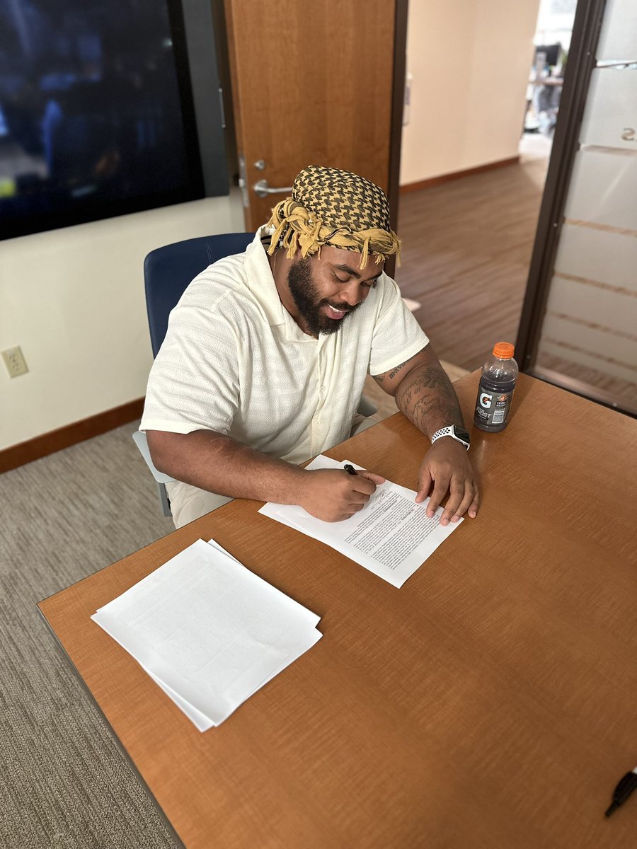 The_truth90 tweet media