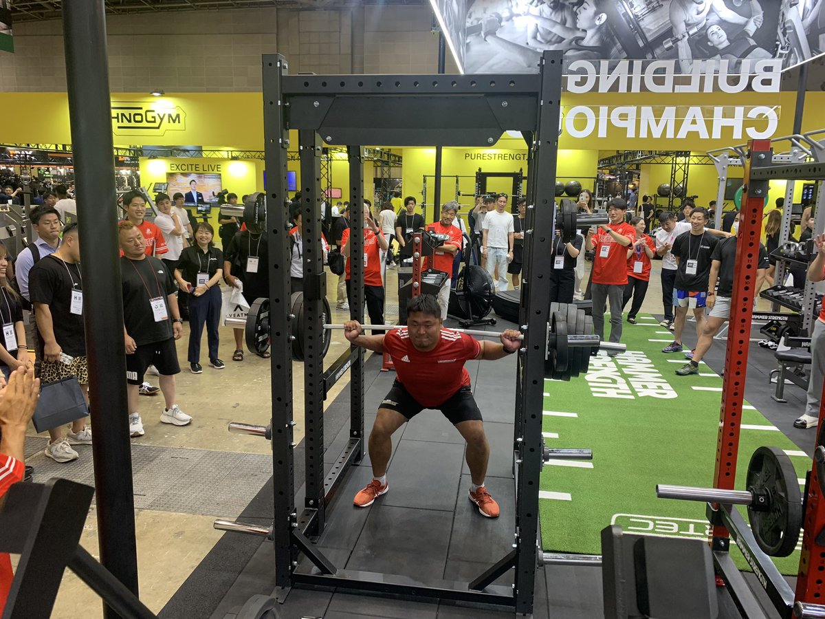 kobe_steelers's tweet image. 【レポート📕】
8月4日（金）「#SPORTEC2023」ライフ・フィットネスブースに #前田翔選手 とチーフアスレティックトレーナーの五明 浩一郎が参加しました。
kobesteelers.com/news/post18572/