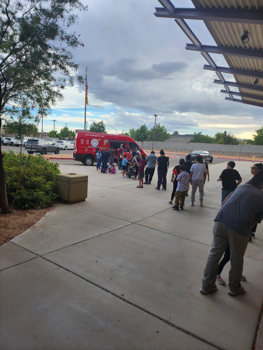 Principal Ludvik - Edward Gonzales Elementary (@lisaludvik) on Twitter photo Tonight's EGES Open House was a huge success! We had community resources, Pop Pops Ice, a dj, and our campus open for our students to show their families how awesome their school is! #pandapower <a href="/ABQschools/">Albuquerque Public Schools</a> Tonight's EGES Open House was a huge success! We had community resources, Pop Pops Ice, a dj, and our campus open for our students to show their families how awesome their school is! #pandapower <a href="/ABQschools/">Albuquerque Public Schools</a>