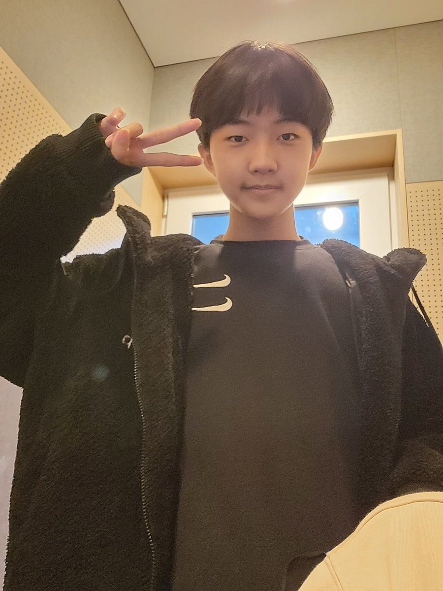 📸 #PIC • 230816 | Atualização do Seyun na conta @/TV81882813 🥹🥹💕

#WOOLLIM 
#JUNGSEYUN #정세윤