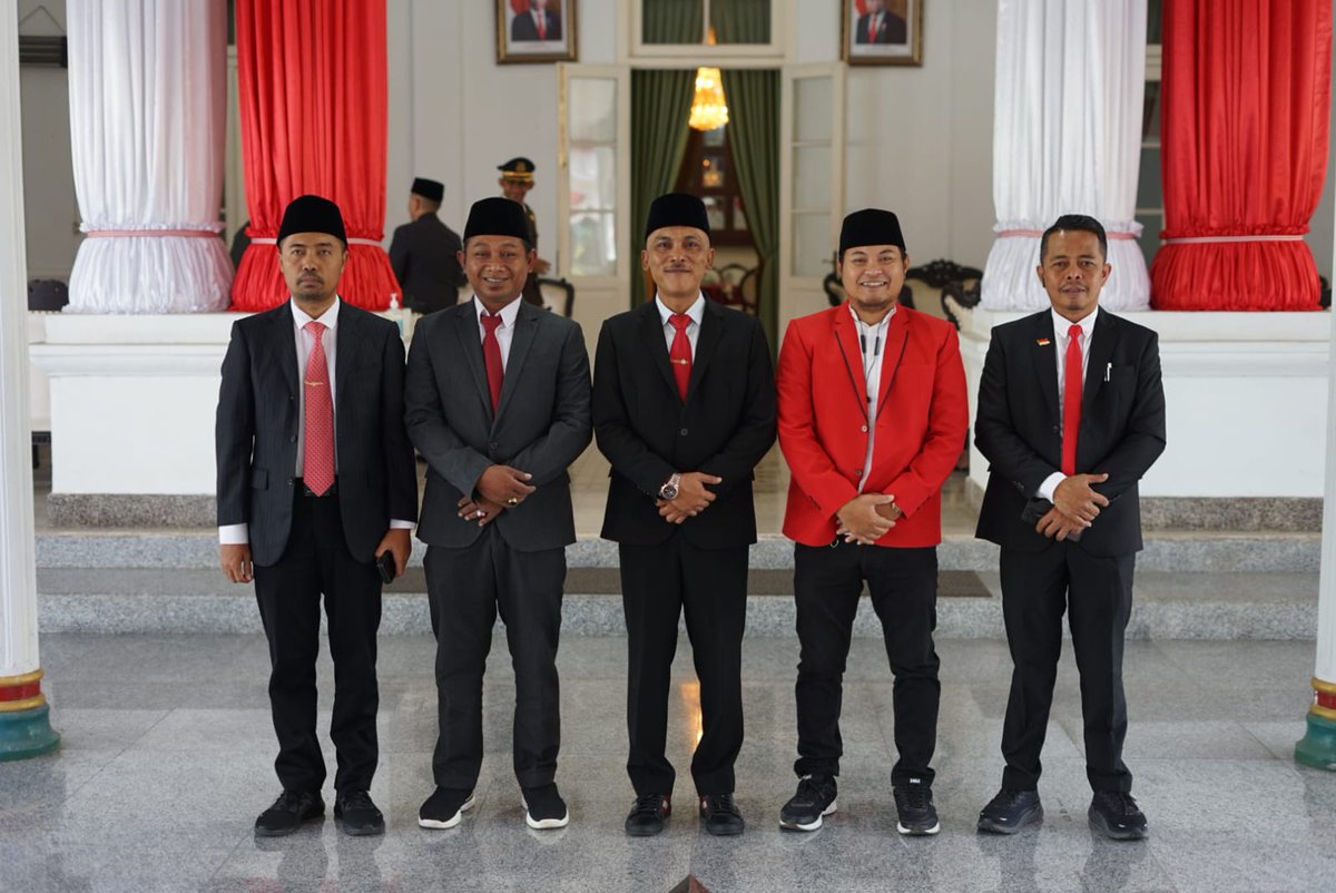 BangMahmudi's tweet photo. HUT RI KE 78 !!! https://t.co/pV1jsT3qnB