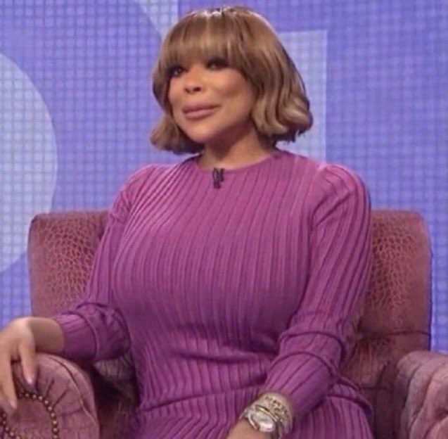 <a href="/BeyLegion/">BEYONCÉ LEGION</a> I feel like Taylor Swift sending her ppl to Beyonce concerts to scream