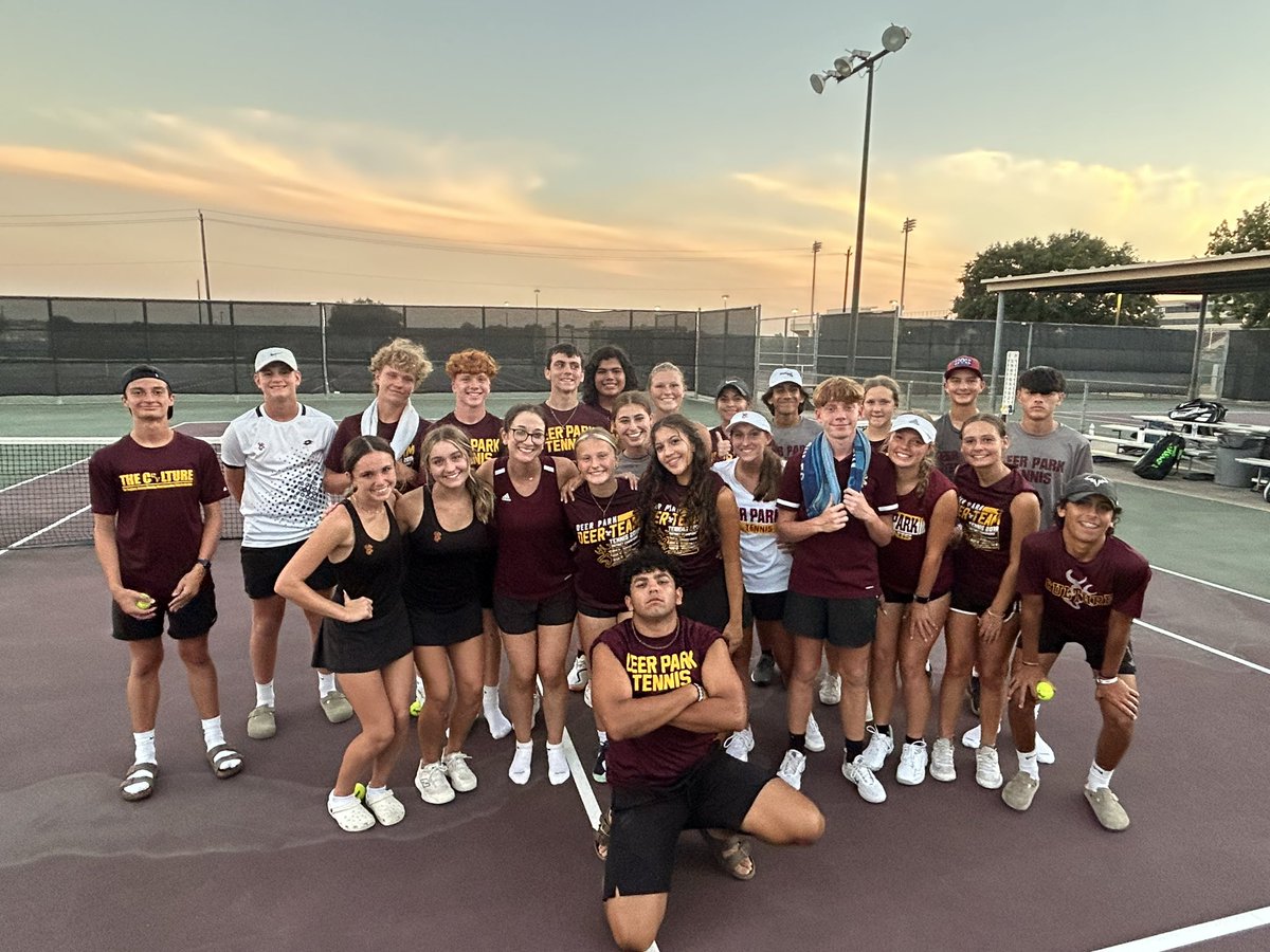 DPISD_Tennis's tweet image. Congratulations to the varsity team for earning another victory today 13-6 over Clear Falls HS!  Our next match will be at home on Friday 8/18 vs. Friendswood HS - 3:30pm.  🦌 🎾 @Coachtheim @dpisdathletics