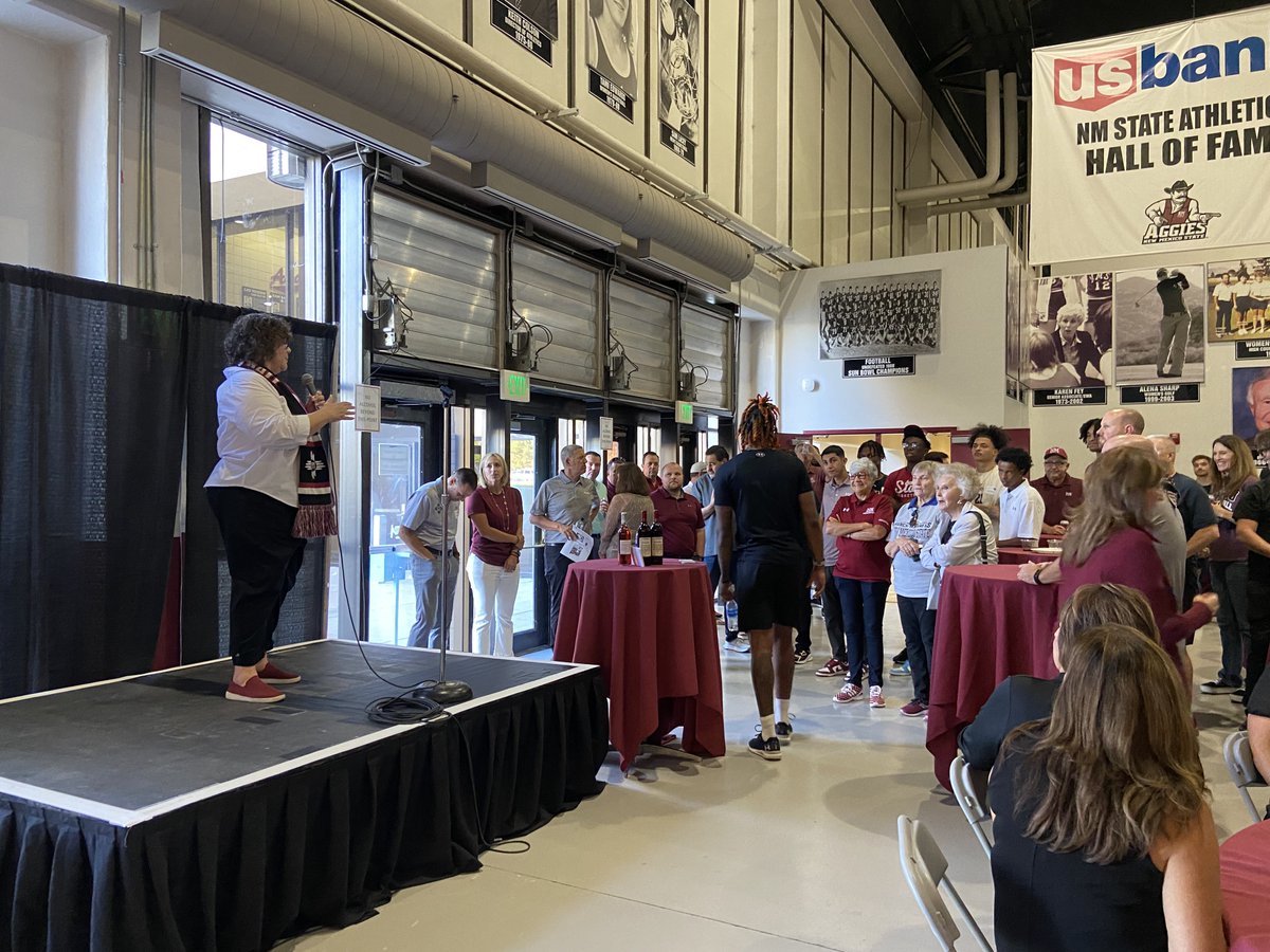 𝑻𝒓𝒆𝒎𝒆𝒏𝒅𝒐𝒖𝒔 showing of support at tonight’s Back-To-School social hosted by the NMSU 6th Man Club 🏀

We are all excited about what the new school year and season will bring‼️

#AggieUp