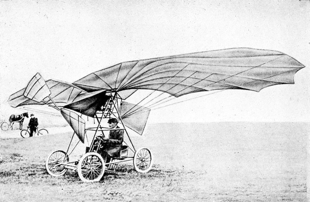 ✈️Today marks the 151st birthday of the Romanian aircraft manufacturer and world aviation pionner, Traian Vuia

#history #culturalheritage #patrimoniu