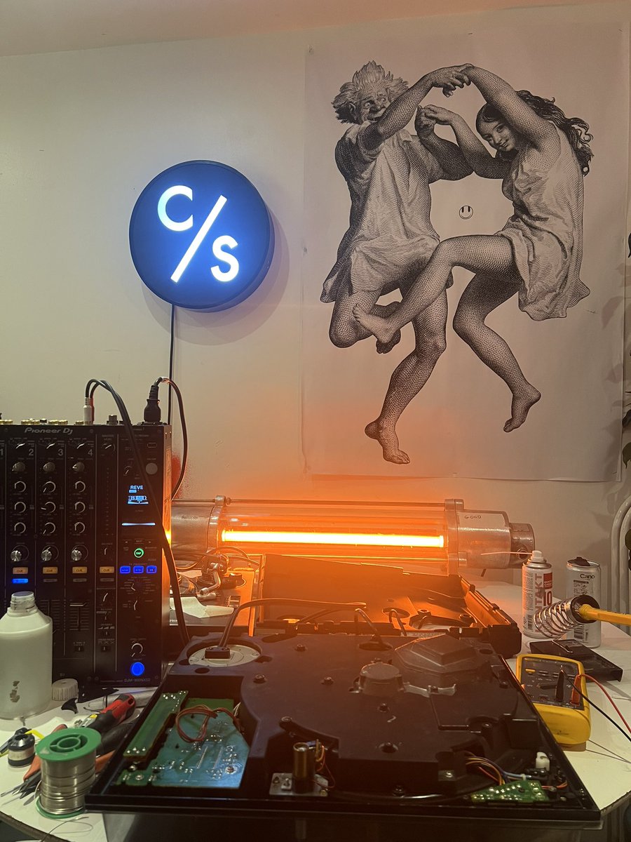 deck_doctor's tweet image. Servicing &amp;amp; repairs to 4x Mk5G’s &amp;amp; 6x Mk2’s @Corsica_Studios
#Technics1210 #Technics1200 #technicssl1210 #technicssl1200 #technics1210mk5g #deck_doctor #deckdoctor #vinyl
#technicssl1210mk2 #technicssl1200mk2 #SL1210 #SL1200 #dj #decks #corsicastudios #elephantandcastle