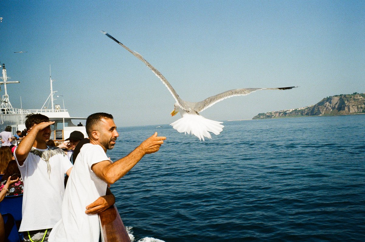 Sur le bateau pour Ischia, au Leica M6 et sur de la Portra 800 🌞