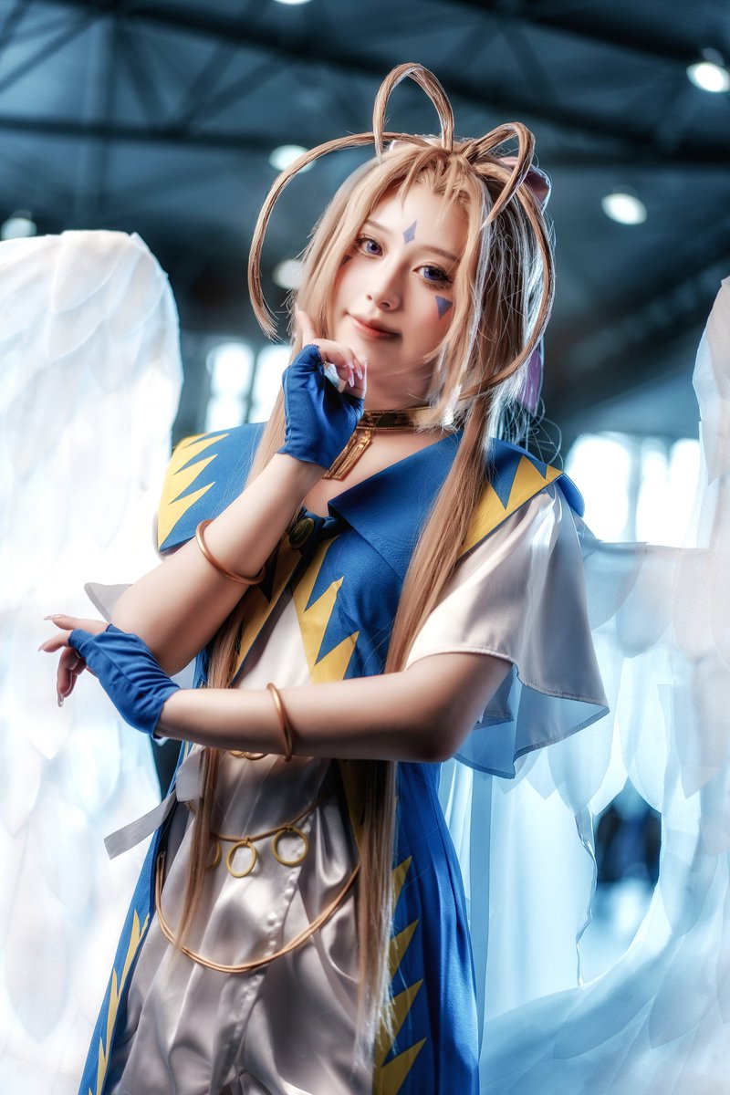 ayanami_00_'s tweet image. 🪽
⌈ 你好，这里是助人女神事务所。
  我是为了救助像你这样遇到困难的人才来到这里的。
  ——来吧，请说你的愿望吧！⌋

🪽
贝露丹蒂：@ayanami_00_
摄影：微光Shines

🪽
#cosplay #COMIDAY #CD26 #Belldandy #ベルダンディー #ahmygoddess #ああっ女神さまっ