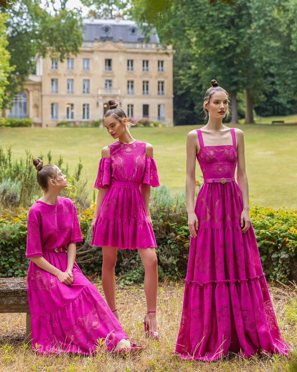 Zuhair Murad Resort 2024

@zuhairmuradofficial 
@zuhairmuradprivate 

#resortfashion #zuhairmurad #readytowear #classyoutfit #modadonna #summerdress #vestidolindo #vestido #bohochic #eveningdress #aestheticfashion #aesthetic #lebanesefashion #altacostura #lebanesedesigners