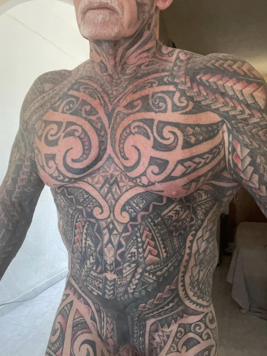 Raysat24Body's tweet photo. BEACH BODY GYM Cabo Roig Orihuela Costa Alicante Spain.#Age65 #Penis #PenisTattoo #TattooedPenis #Tattooedmodels #Model #celebstakinghgh #RayHoughtonbodybuilder #BeachBodyGym #Ink #inked #BODYBUILDER #Facetattoos #muscle #Body #Building #gym https://t.co/kKFI1lRVUB