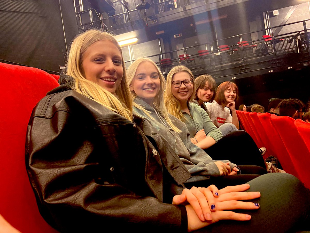 LSF Drama (@lsf_drama) on Twitter photo We’re so proud of our talented students and their excellent results today - 100% A* - B grades
A real reflection of their hard work and passion 👏🏻🎭👏🏻
<a href="/LboroSchFdt/">Loughborough Schools Foundation</a> We’re so proud of our talented students and their excellent results today - 100% A* - B grades
A real reflection of their hard work and passion 👏🏻🎭👏🏻
<a href="/LboroSchFdt/">Loughborough Schools Foundation</a>