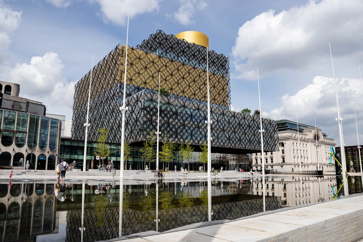 More than 2,600 #jobs were delivered by an economic development programme that ran alongside the #Birmingham 2022 Commonwealth Games bit.ly/3DGtIDE Could this be the perfect location to expand your #business? We can help! bit.ly/3OfqolX