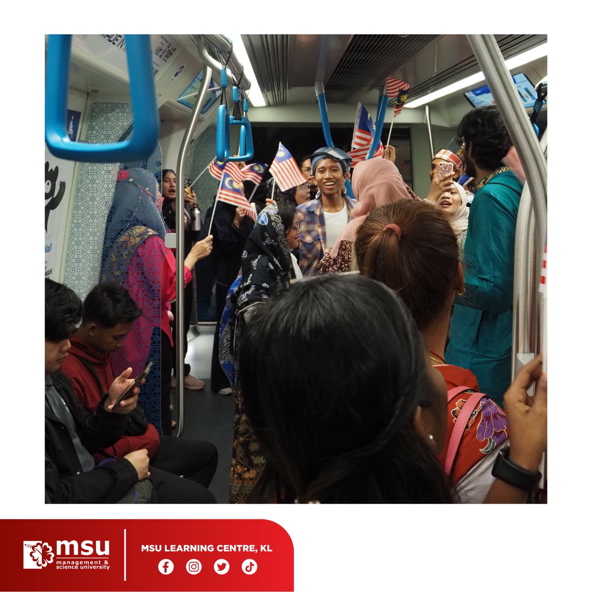 MSULCKL's tweet photo. MLC Merdeka Program 🇲🇾🇲🇾

Merdeka cheers echoed from KL Sentral to Bukit Bintang while #MSUrians wearing traditional attire, to show the spirits of Anak Malaysia.

Proud of our #MSUrians 🌺

#sayaanakmalaysia🇲🇾
#merdekawalk
#keretapimerdeka
#lovefromMLC❤️
#MSUMalaysia https://t.co/H9Kn8HObrZ