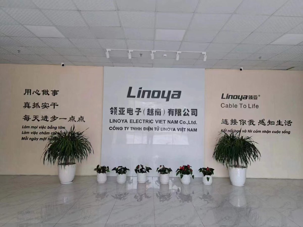 CarinaWu13's tweet image. #Linoya Vietnam factory mainly produces electronic wires, welcome to all of clients visit ！！！ 📷
Address: Nhà xưởng số 2, Lô IV.1-IV 4.2 Modul 1 – KCN Thuận Thành 3, Xã Thanh Khương, Huyện Thuận Thành, Tỉnh Bắc Ninh, Việt Nam
Website : linoya.com
