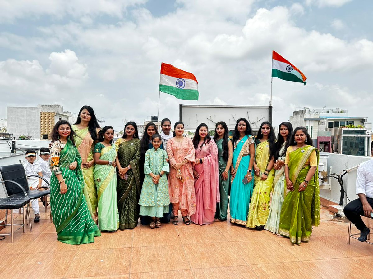 MachineryPoint's tweet photo. Happy independence day #TeamMachineryPoint #Macotics #MachineryPoint https://t.co/ePAkq0JFm4