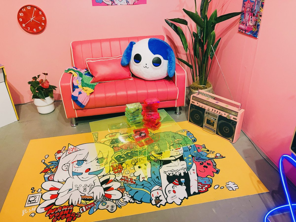 「てらさん( )の個展、見に行ってきましたー!空間そのものがてらさんの作品を表現し」|田辺ゆがたのイラスト